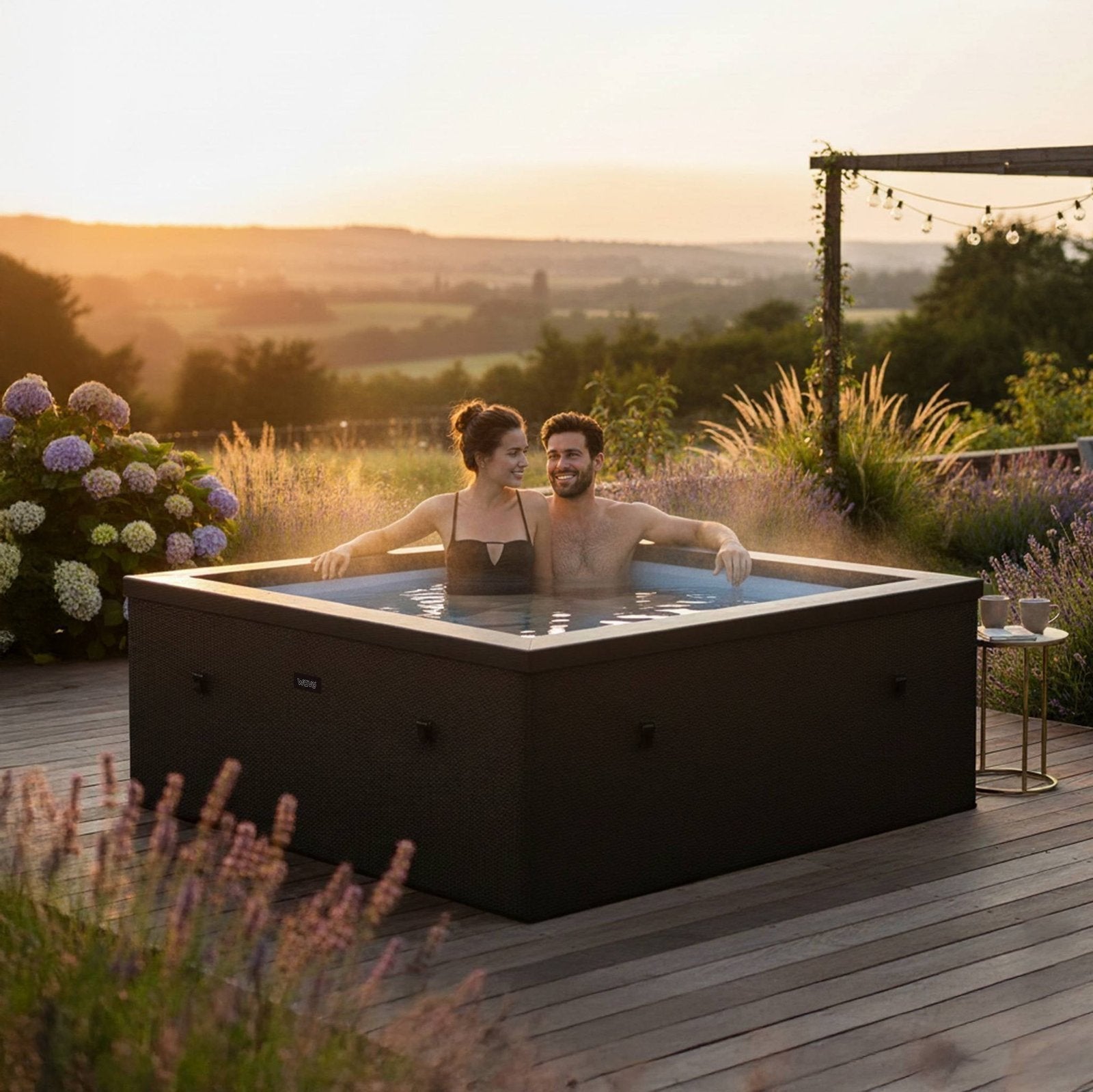 Wave Garda | 4-Person Eco Foam Hot Tub | Integrated Heater | Charcoal Black