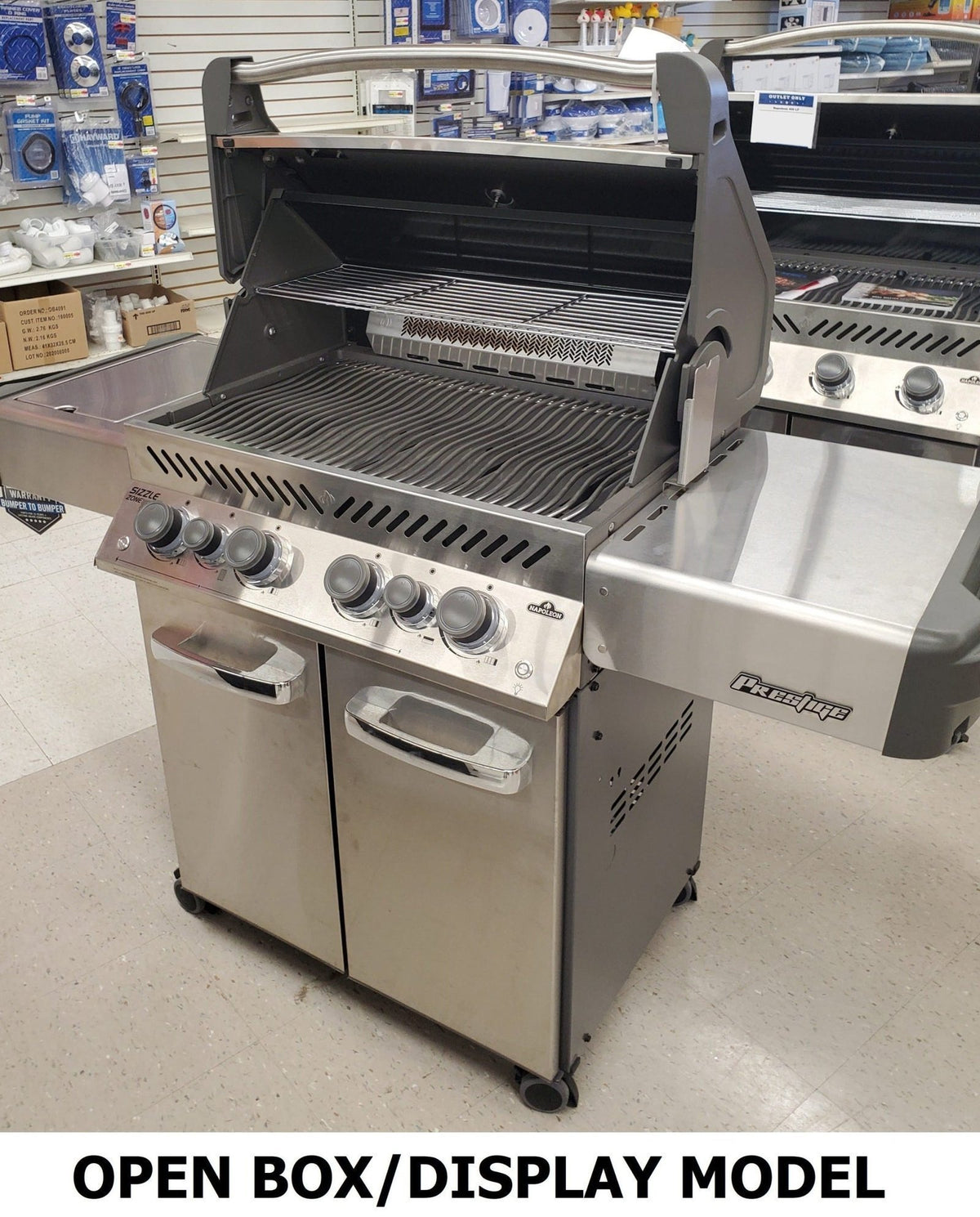 Outlet Napoleon Prestige 500 Propane Grill