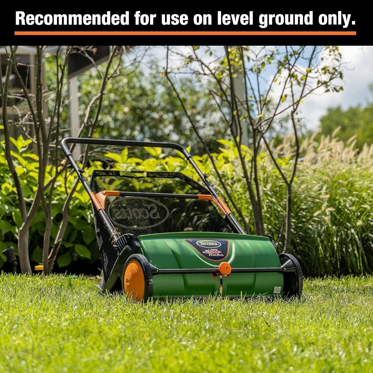 Scotts 26 in. Push Lawn Sweeper LSW70026S, Black/Green
