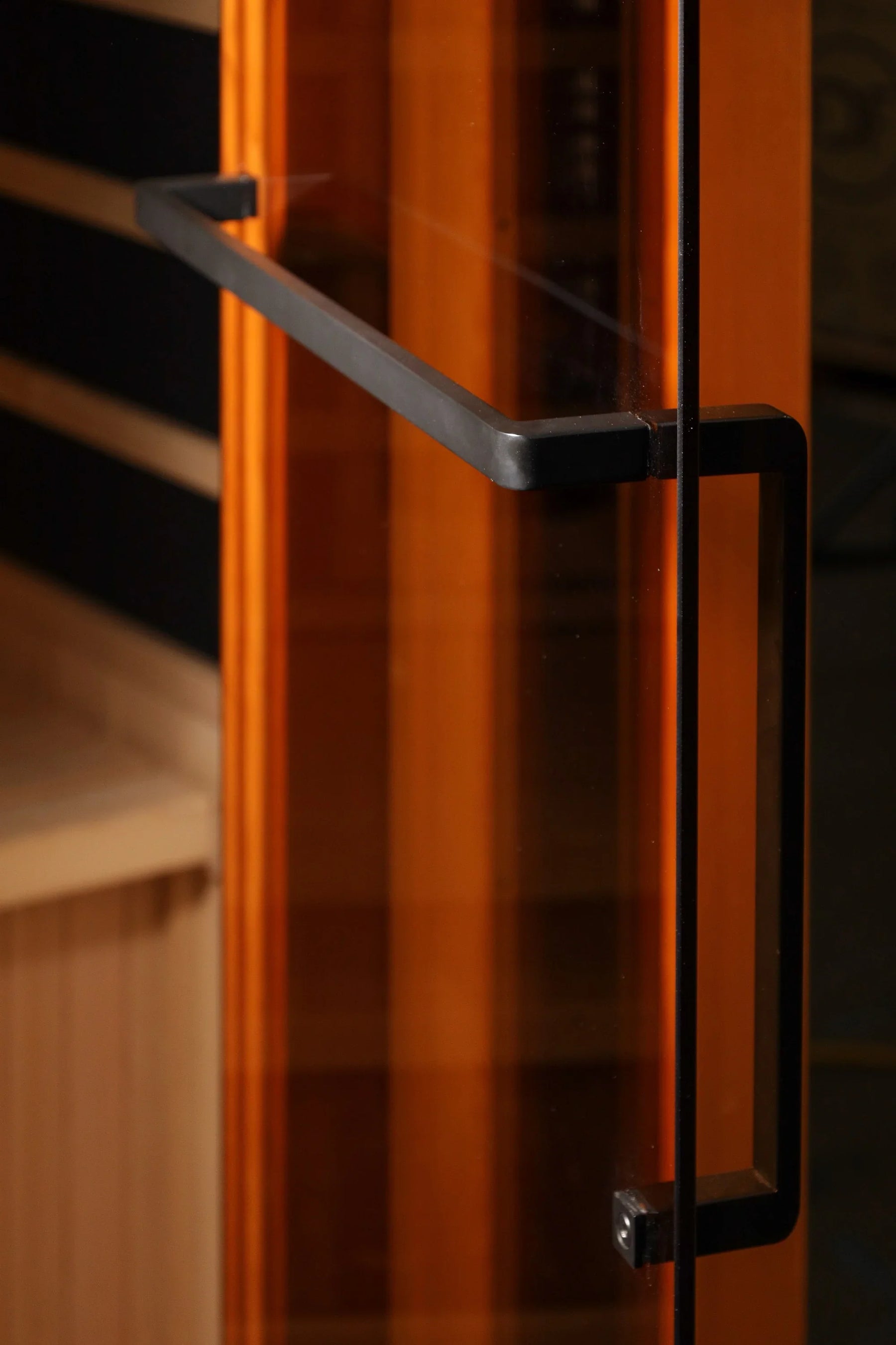 Golden Designs 4-Person 2025 Reserve Edition GDI-8040-03 Full Spectrum with Himalayan Salt Bar