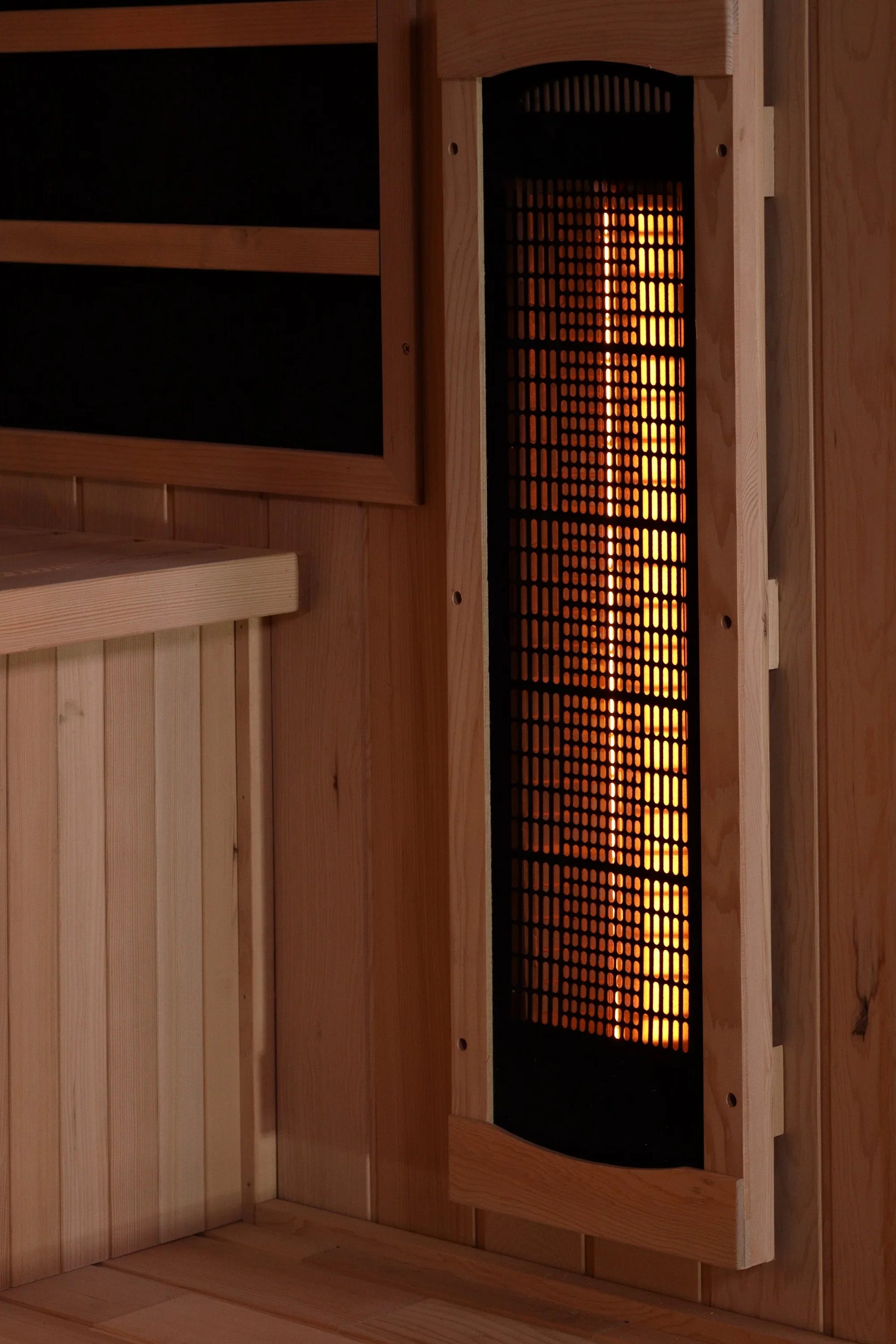 Golden Designs 3-Person 2025 Reserve Edition GDI-8030-03 Full Spectrum with Himalayan Salt Bar