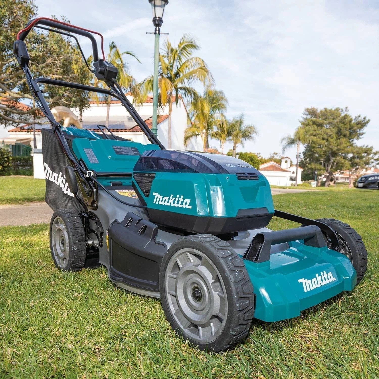 21 in. 18-Volt X2 (36-Volt) LXT Lithium-Ion Cordless Walk Behind Self Propelled Lawn Mower Kit with 4 Batteries (5.0 Ah)